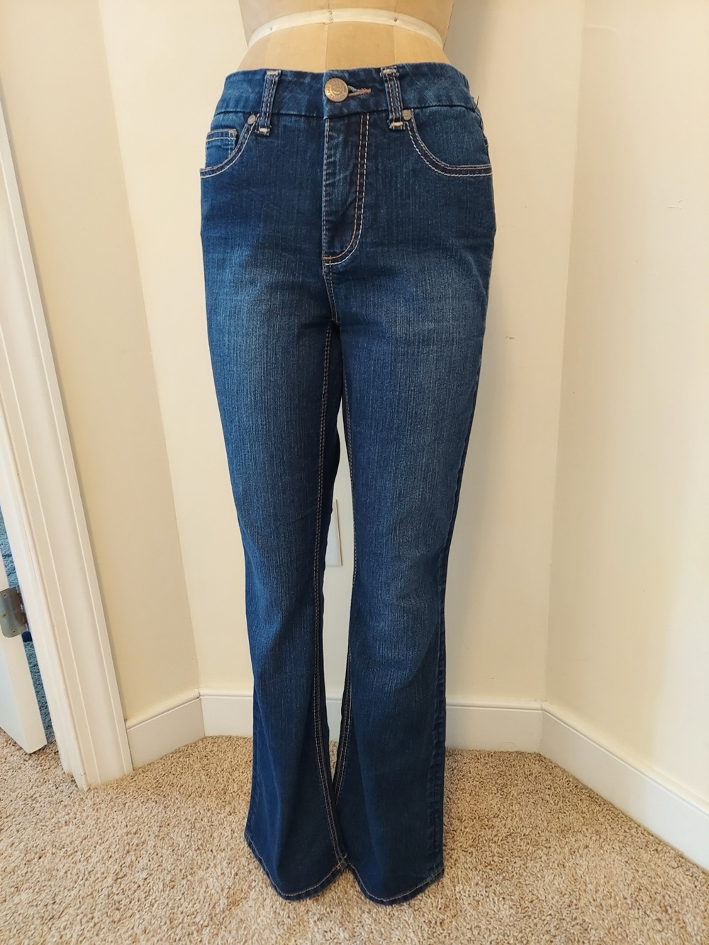 Seven7 Medium Wash Blue Bootcut Jeans - 31” inseam